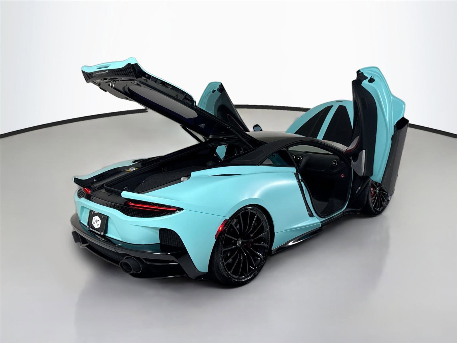 Used 2022 McLaren GT image 28