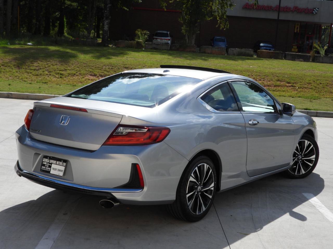 Used 2016 Honda Accord EX-L image 10