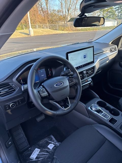 New 2026 Ford Escape SE FWD image 28