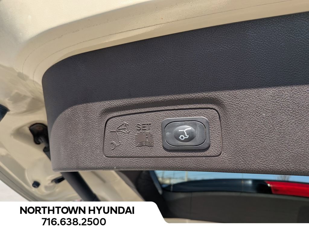 Used 2018 Lincoln MKC Reserve image 37