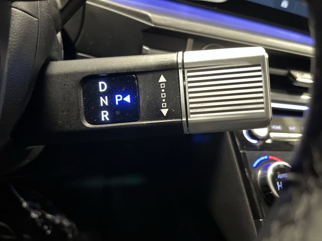 Used 2025 Hyundai Santa Fe Limited image 24