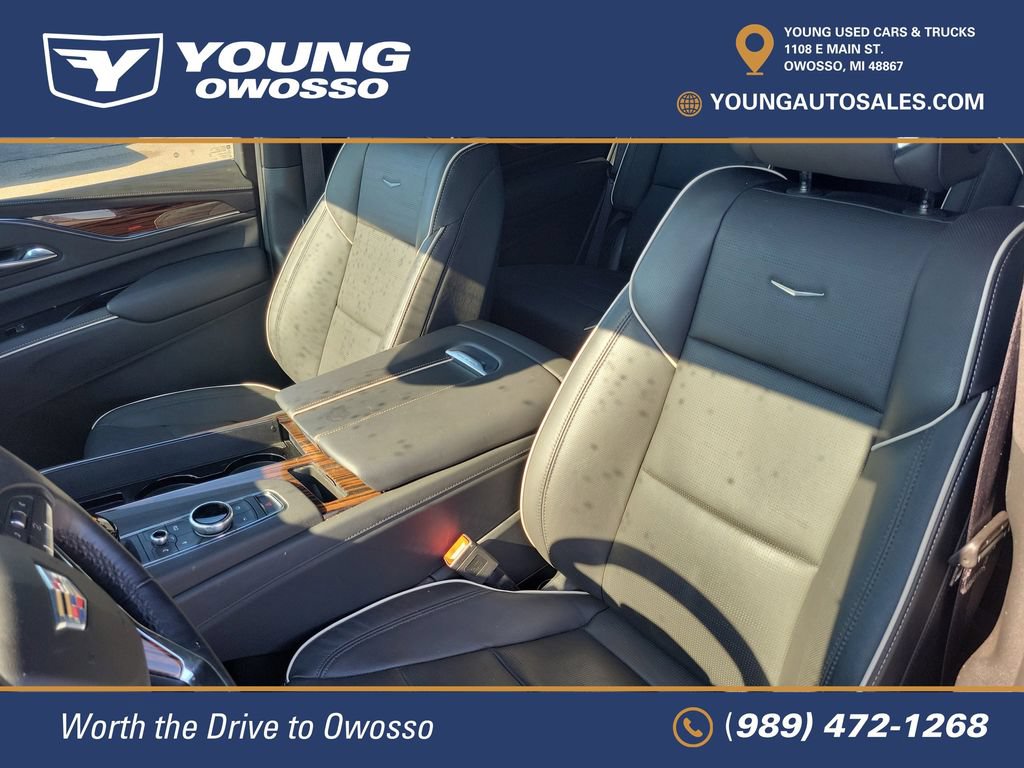 Used 2023 Cadillac Escalade Premium Luxury AWD/4WD image 8