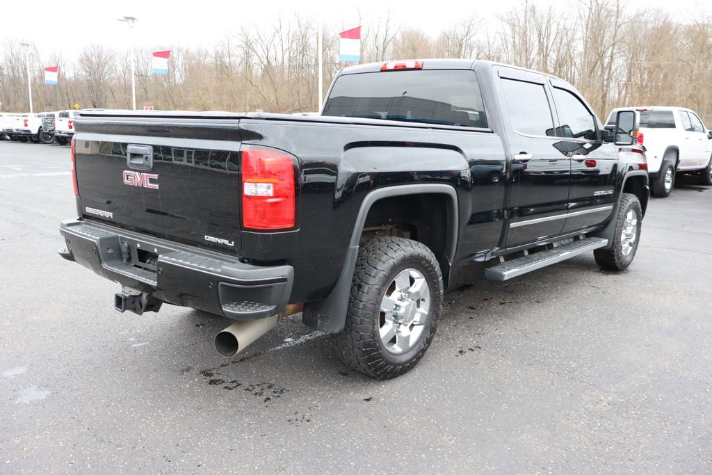 Used 2018 GMC Sierra 3500 Denali w/ Duramax Plus Package image 32