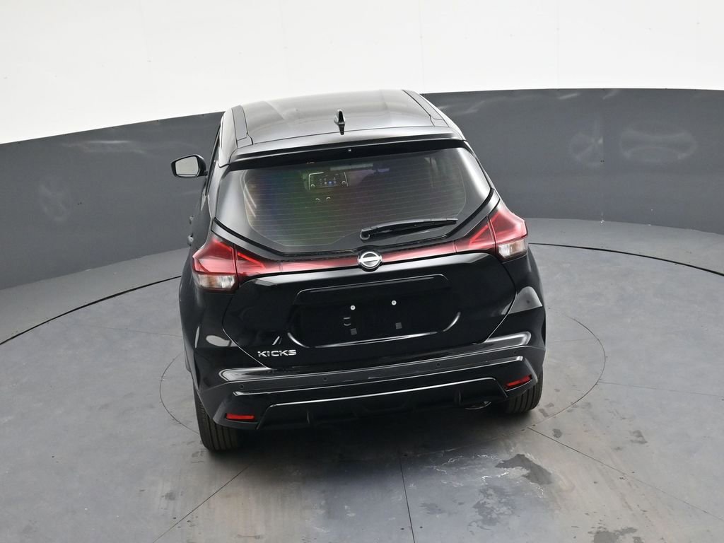 Certified 2025 Nissan Kicks Play S FWD image 29