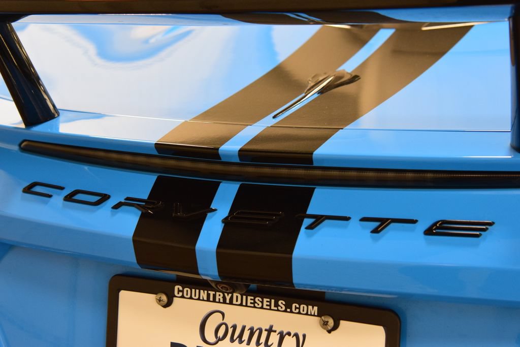 Used 2023 Chevrolet Corvette Stingray Preferred Cpe w/ Battery Protection Package RWD image 19