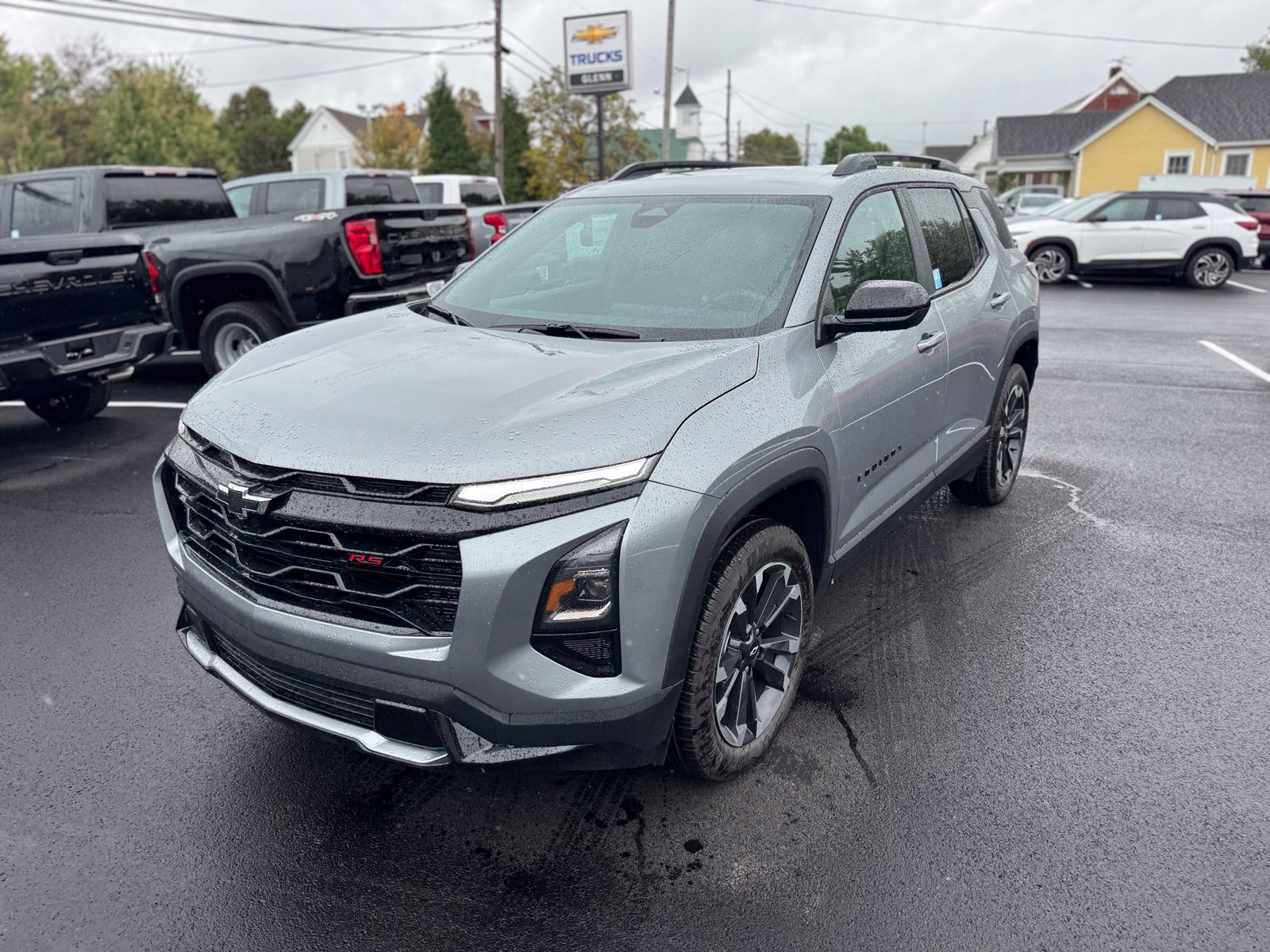 New 2027 Chevrolet Equinox RS w/ Convenience Package III AWD/4WD image 2