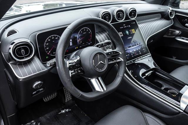 Used 2023 Mercedes-Benz GLC 300 4MATIC image 10
