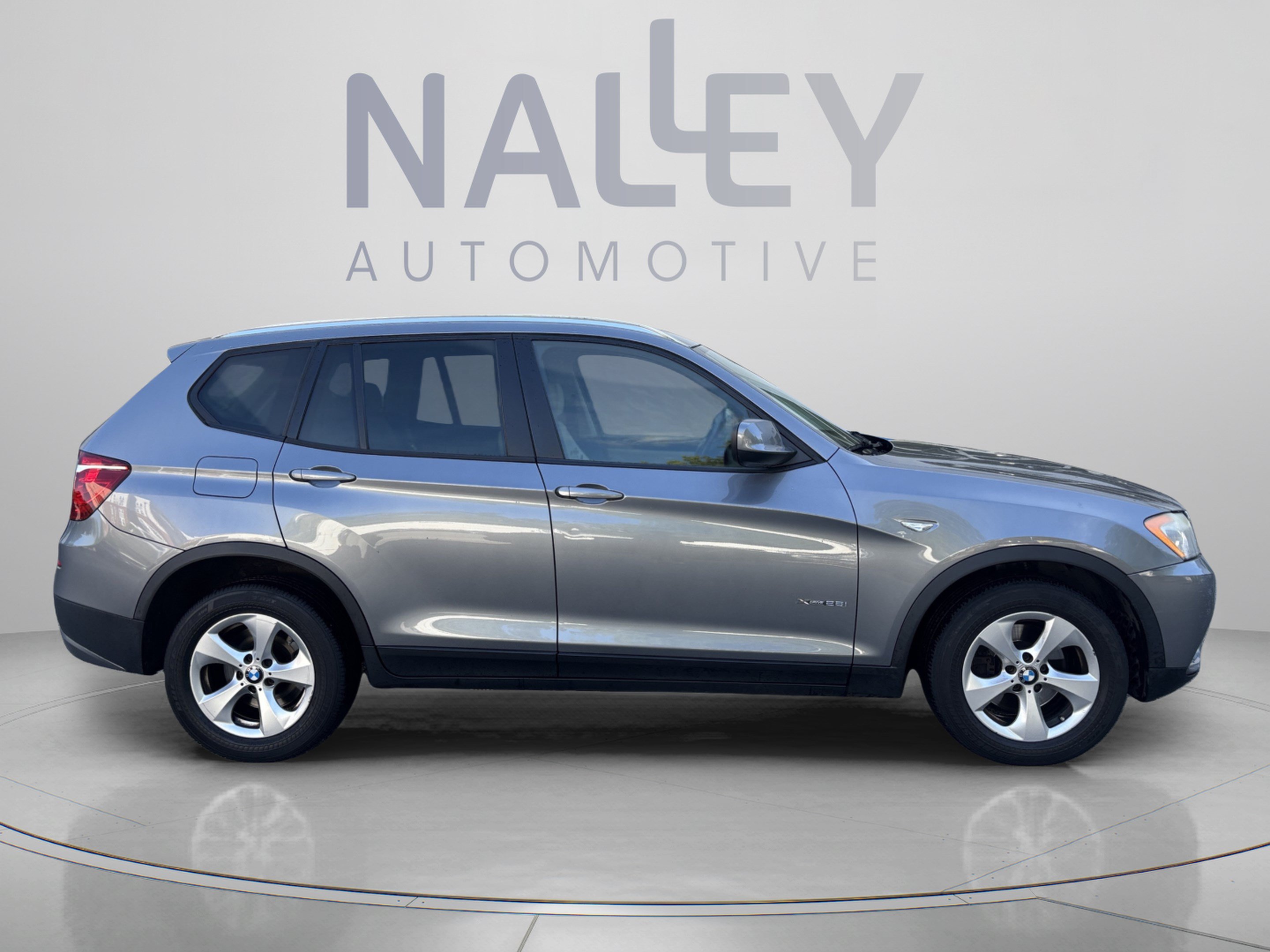 Used 2011 BMW X3 xDrive28i AWD/4WD image 4