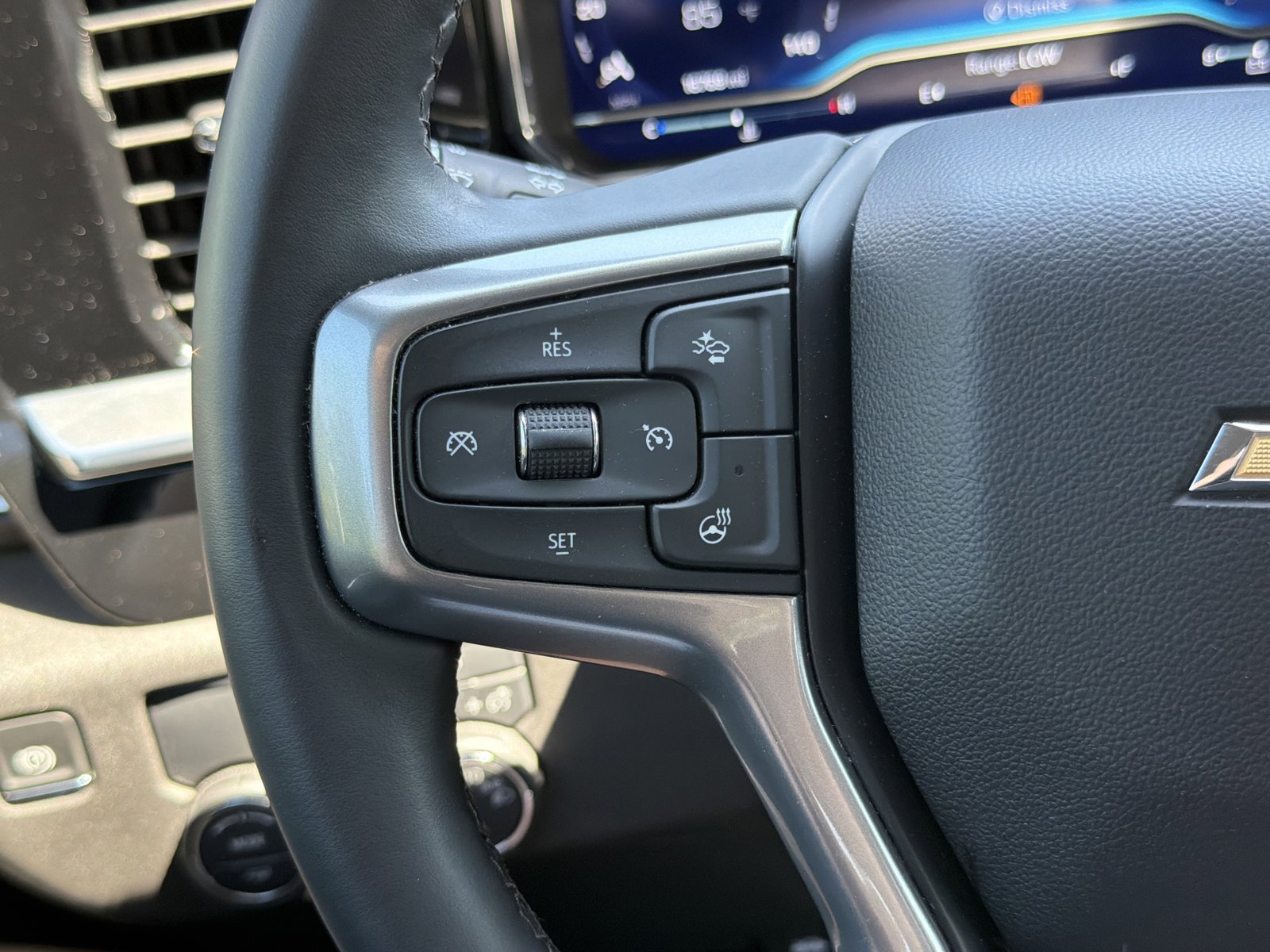 Used 2025 Chevrolet Silverado 1500 LT w/ Protection Package image 19