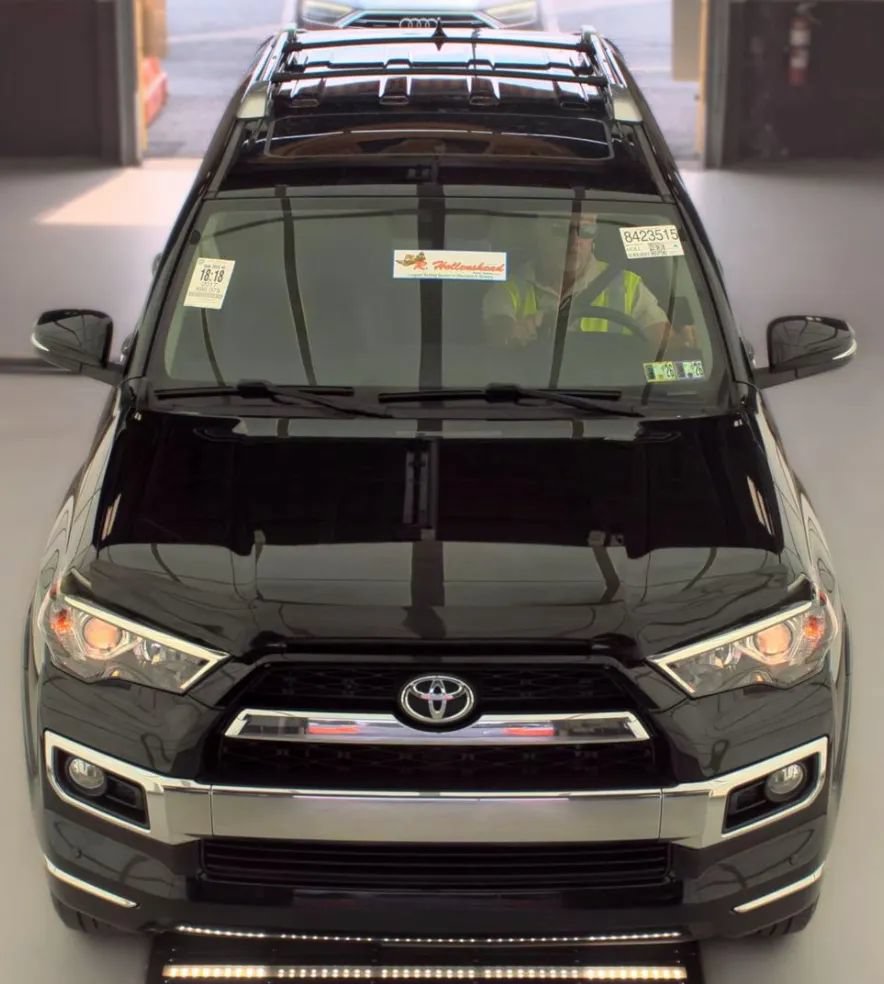 Used 2017 Toyota 4Runner Limited AWD/4WD image 15