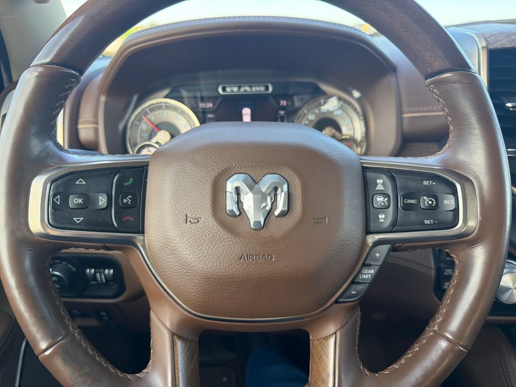 Used 2019 RAM 1500 Limited AWD/4WD image 10