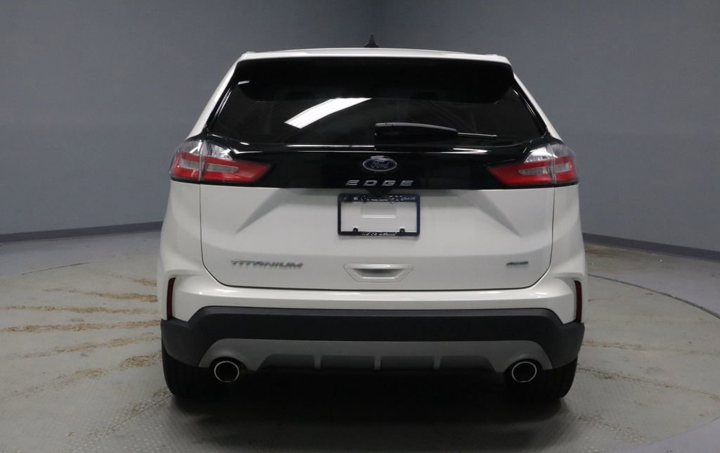 Certified 2023 Ford Edge Titanium image 11