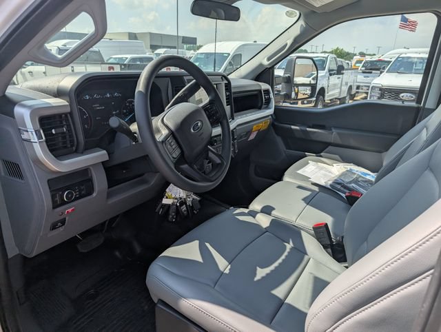 New 2026 Ford F550 4x4 Regular Cab Super Duty image 11