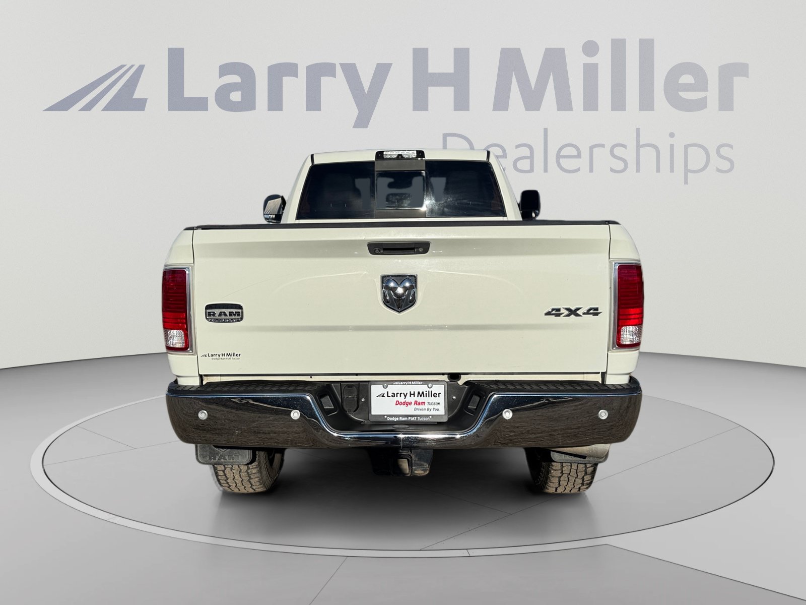 Used 2016 RAM 3500 Laramie Longhorn AWD/4WD image 4