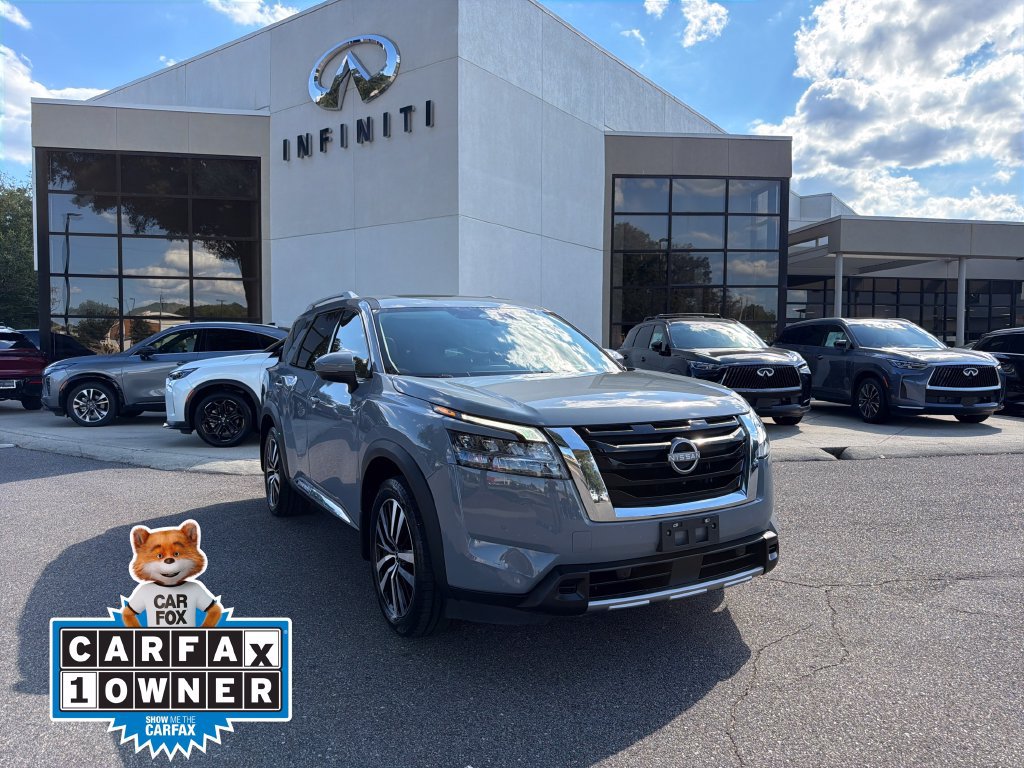 Used 2023 Nissan Pathfinder Platinum w/ Cargo Package AWD/4WD image 1