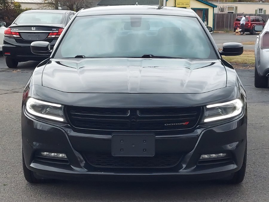 Used 2016 Dodge Charger SXT w/ AWD Plus Group image 2