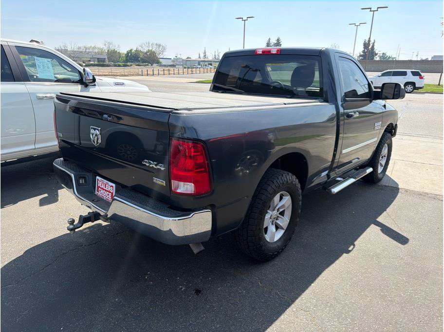 Used 2017 RAM 1500 Classic SLT AWD/4WD image 5