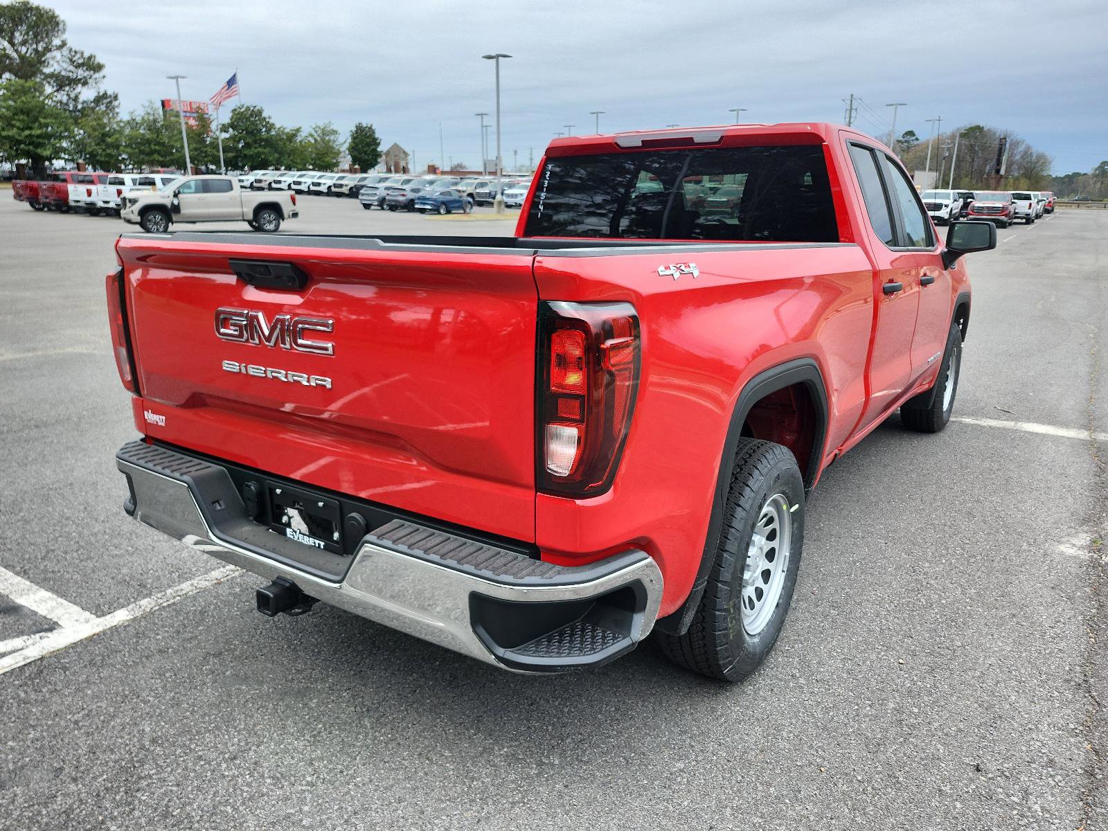 New 2026 GMC Sierra 1500 Pro w/ Pro Value Package image 3
