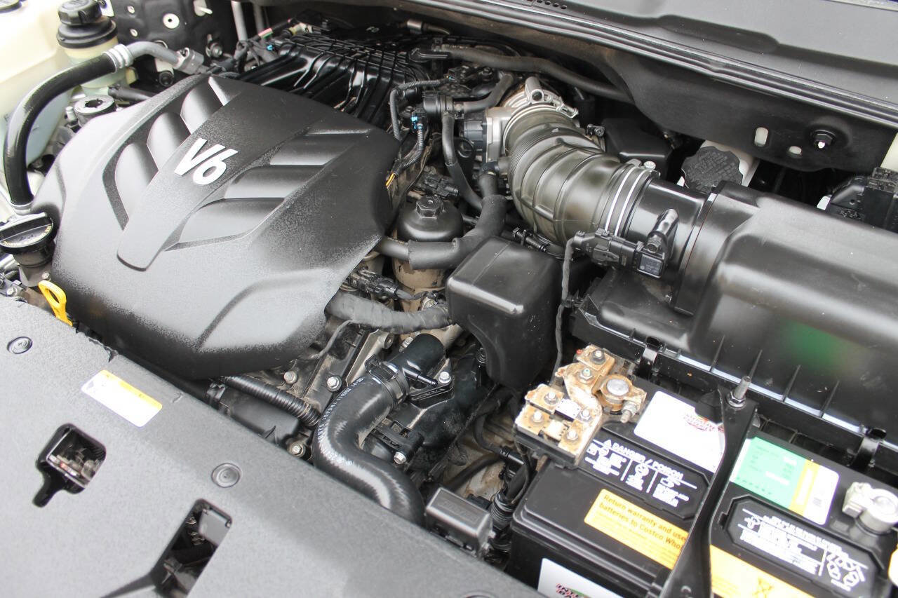 Used 2012 Kia Sedona EX w/ Luxury Pkg image 39