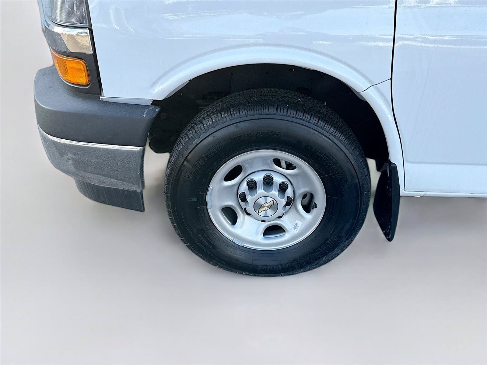 New 2025 Chevrolet Express 3500 w/ Power Convenience Package RWD image 18