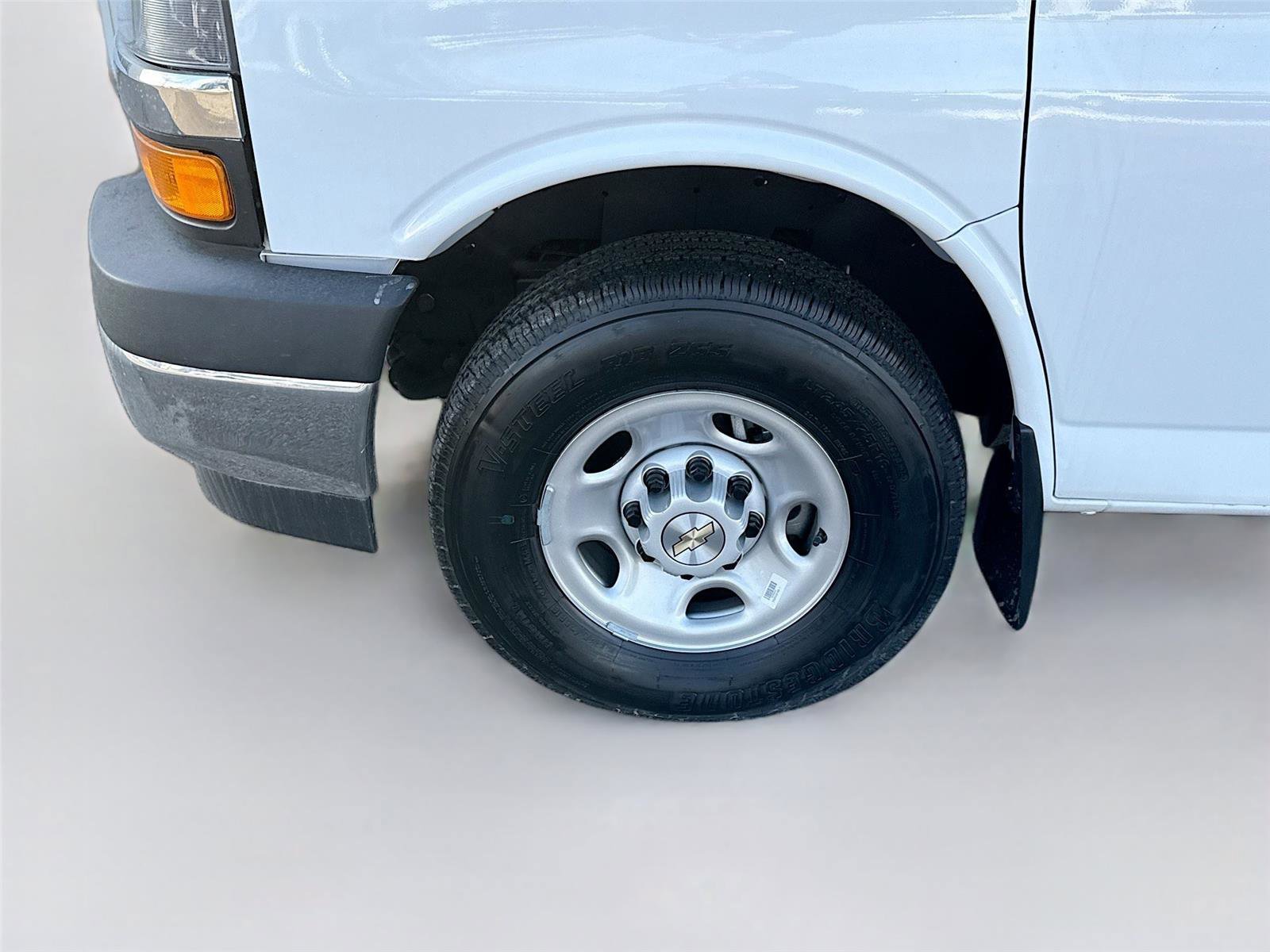 New 2025 Chevrolet Express 3500 w/ Power Convenience Package RWD image 18