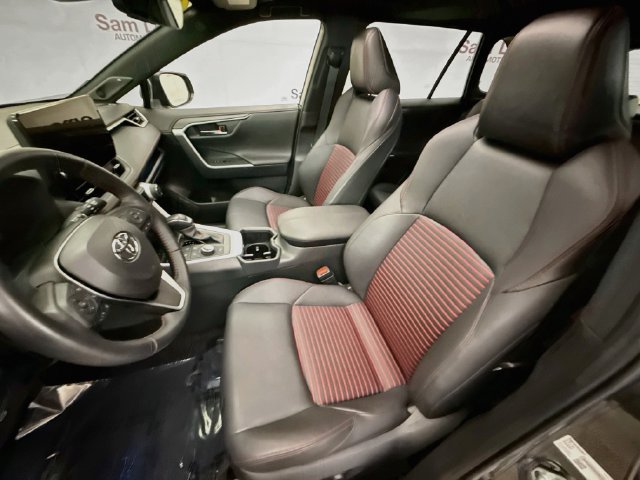 Used 2024 Toyota RAV4 XSE w/ Weather Package AWD/4WD image 22