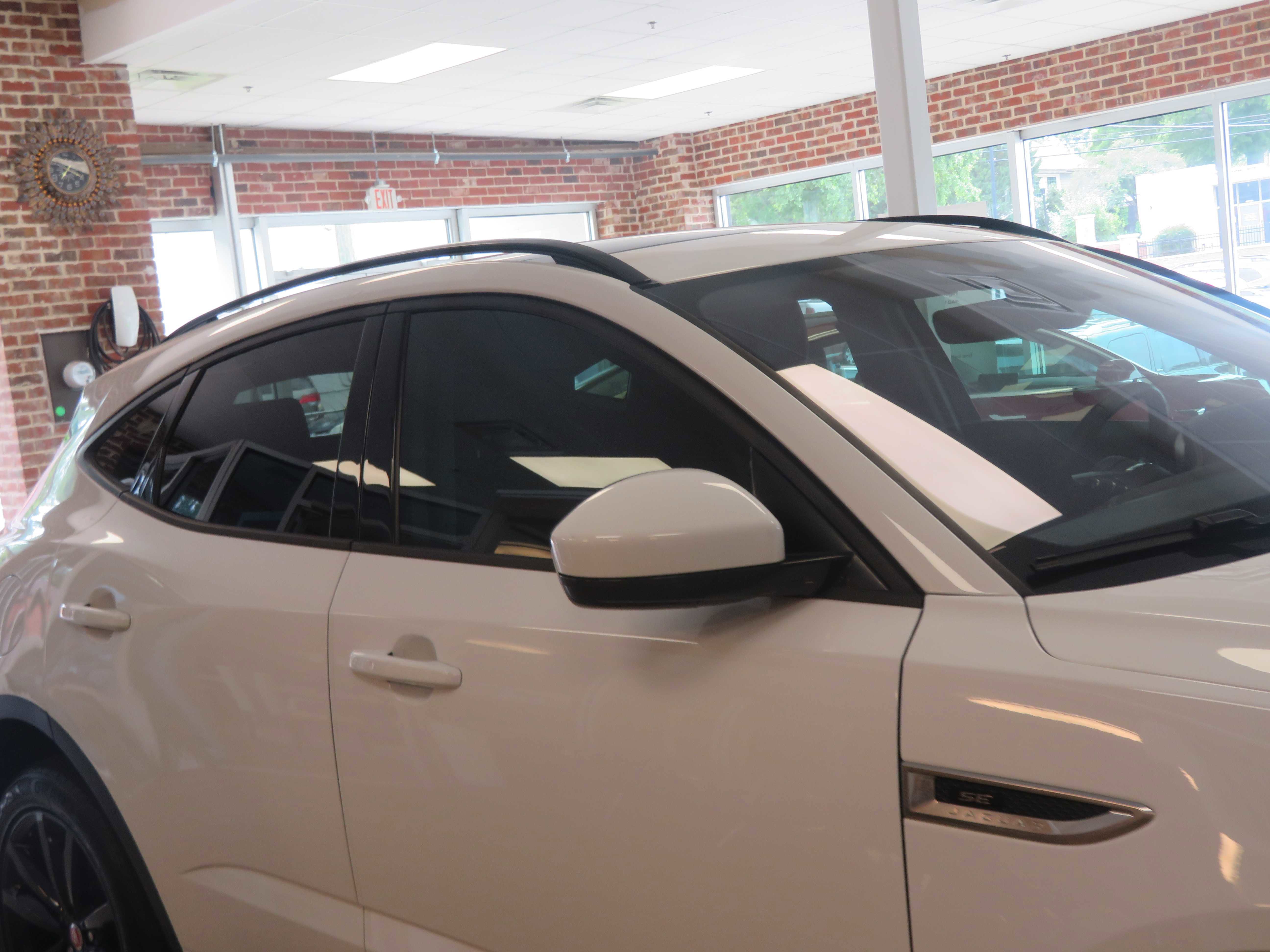 Used 2020 Jaguar E-PACE R-Dynamic SE AWD/4WD image 71