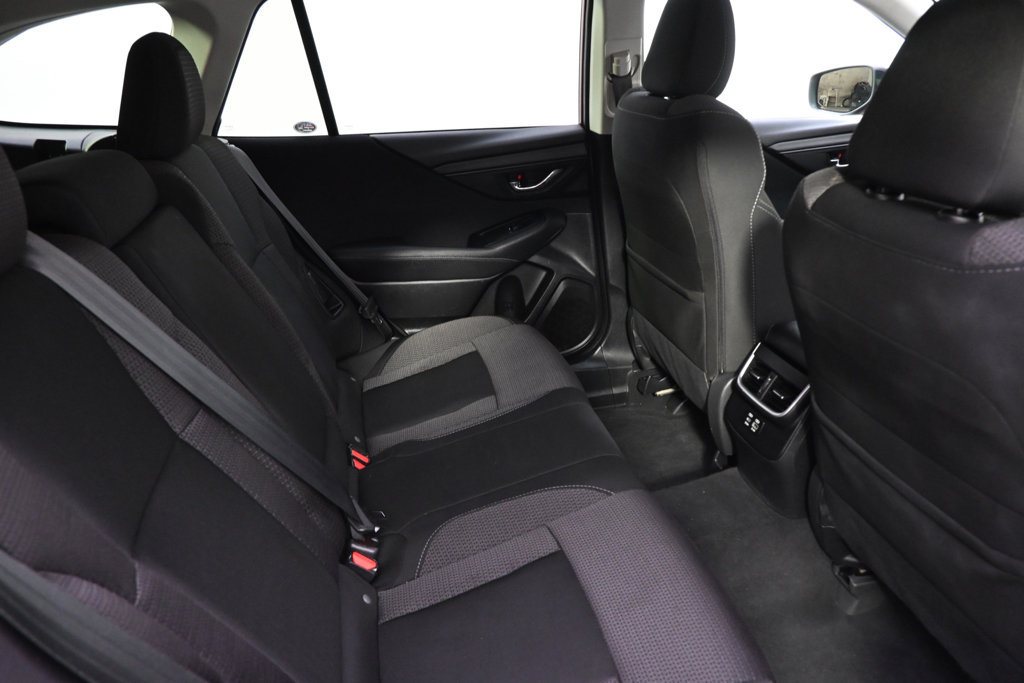 Certified 2025 Subaru Outback Premium AWD/4WD image 18