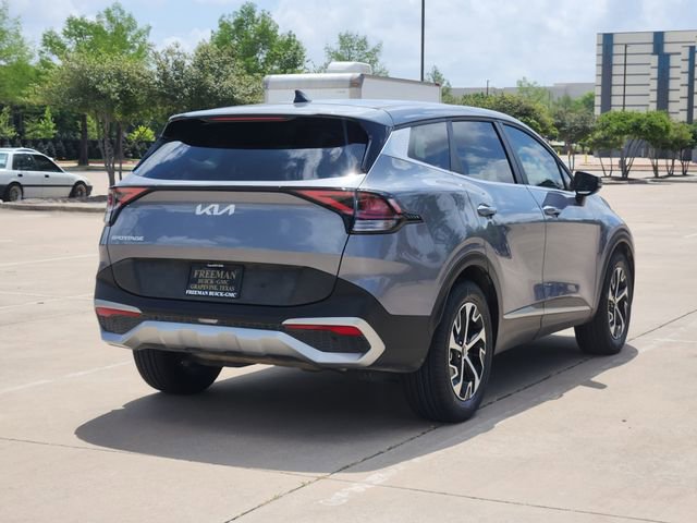 Used 2024 Kia Sportage EX image 5