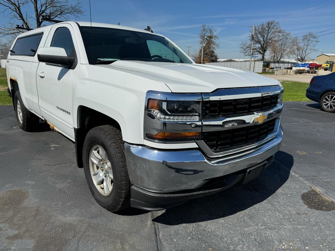Used 2017 Chevrolet Silverado 1500 LT w/ Trailering Package AWD/4WD image 1