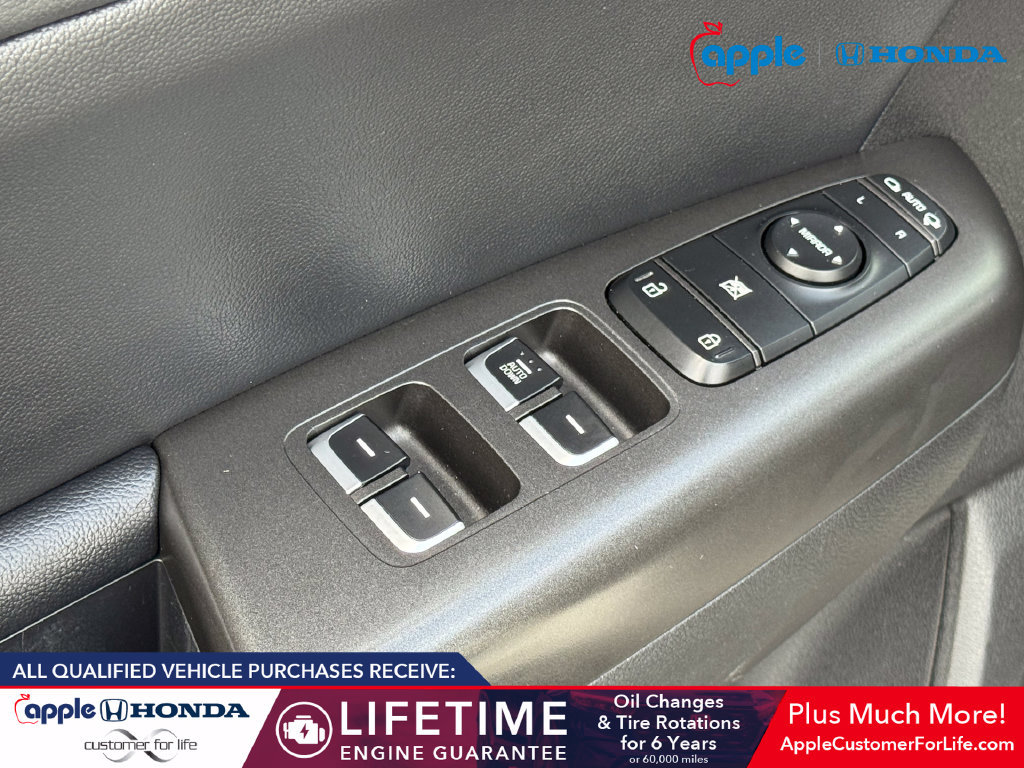 Used 2020 Kia Sportage S FWD image 9
