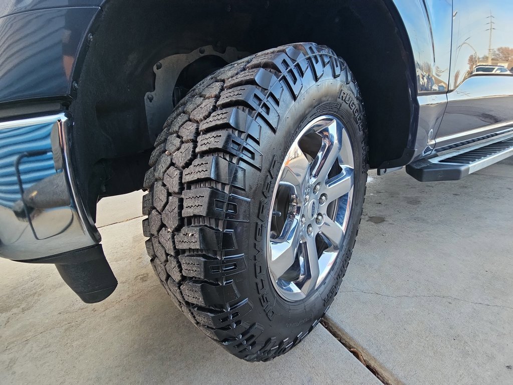 Used 2022 Ford F150 Lariat w/ Max Trailer Tow Package image 30