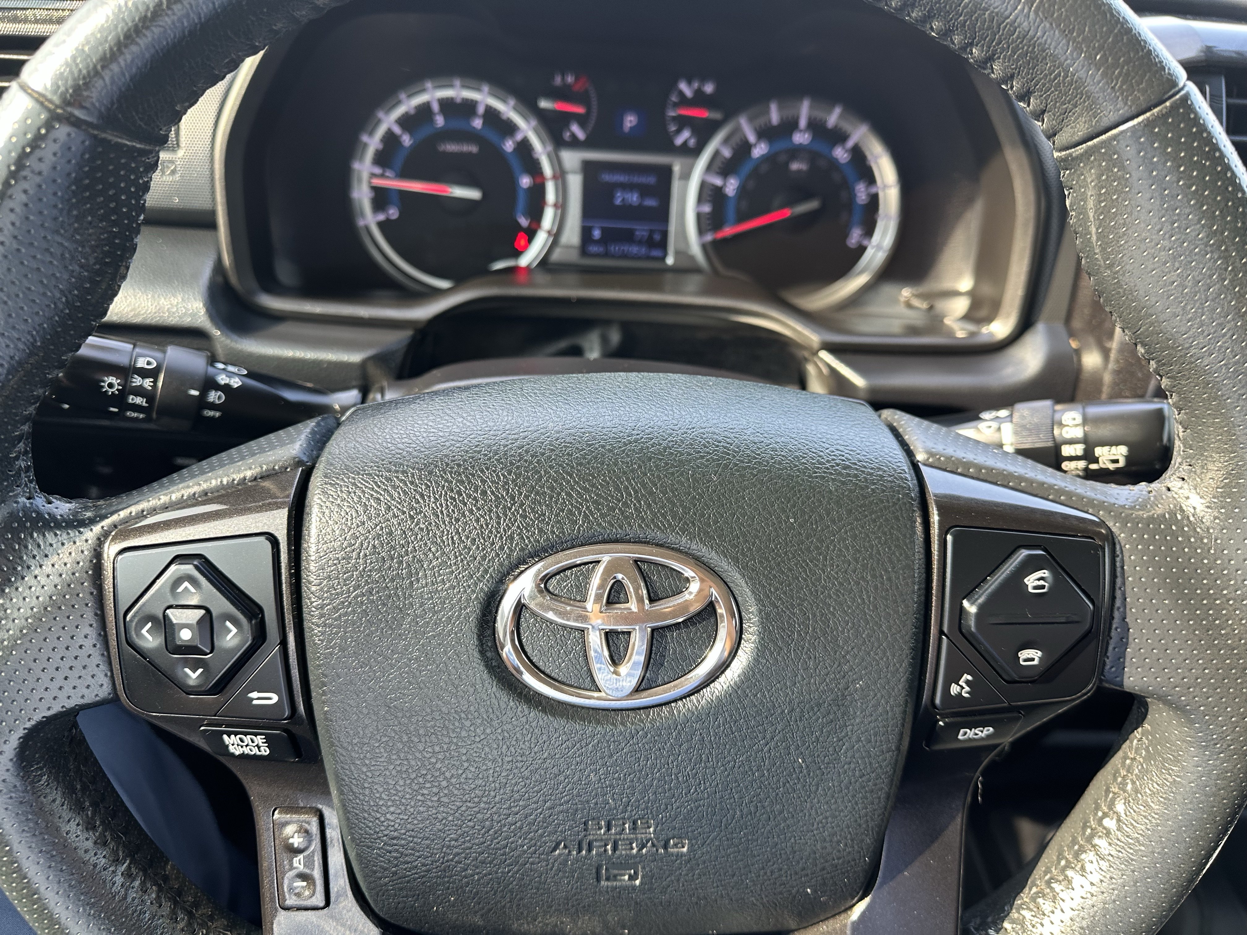 Used 2017 Toyota 4Runner TRD Off-Road Premium AWD/4WD image 19