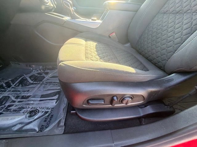 Used 2019 Chevrolet Blazer LT FWD image 19