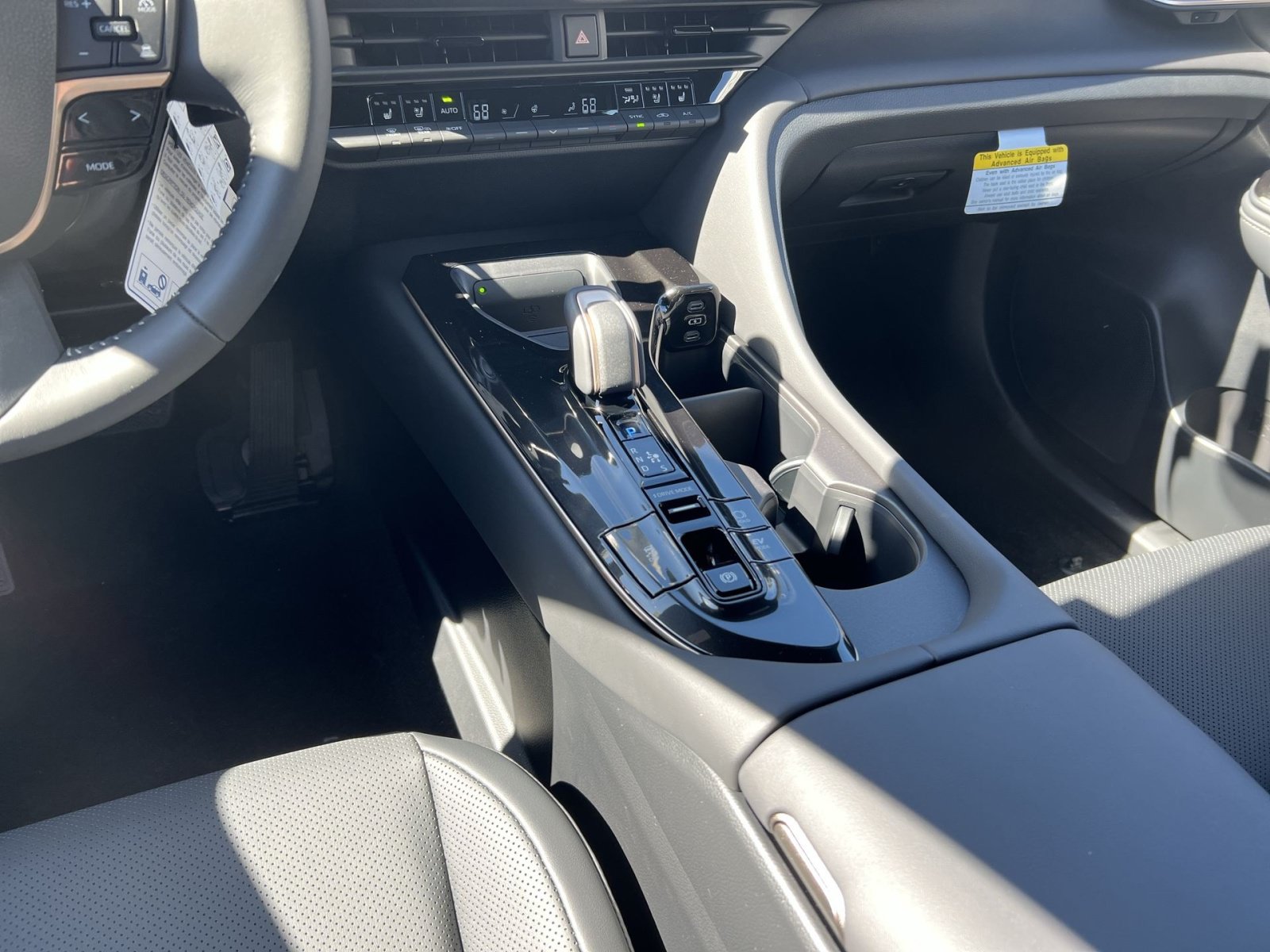 New 2026 Toyota Crown Signia AWD/4WD image 23