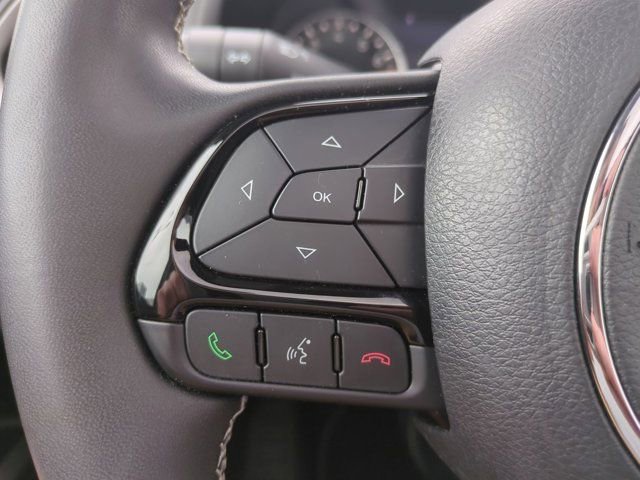 Used 2021 Jeep Renegade Latitude w/ Sun & Sound Group FWD image 25