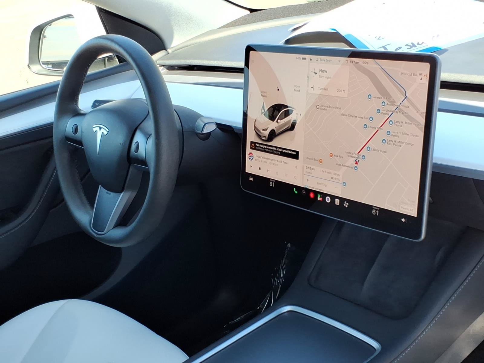 Used 2023 Tesla Model Y Performance AWD/4WD image 16