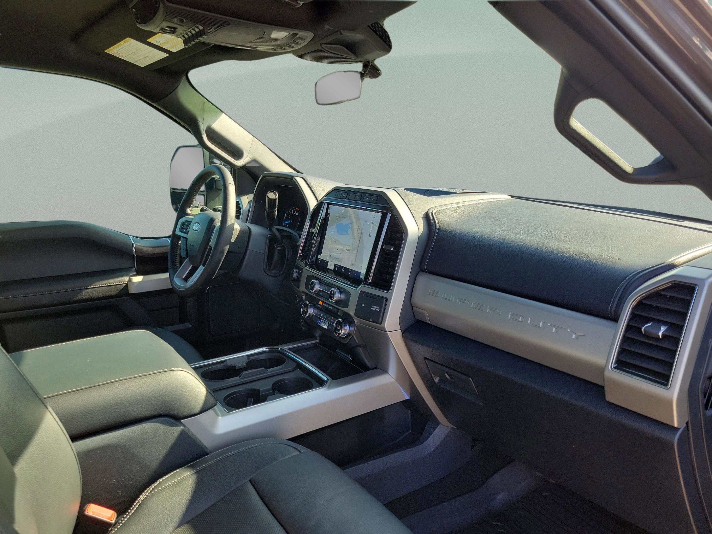 Certified 2022 Ford F350 Lariat w/ Black Appearance Package image 25