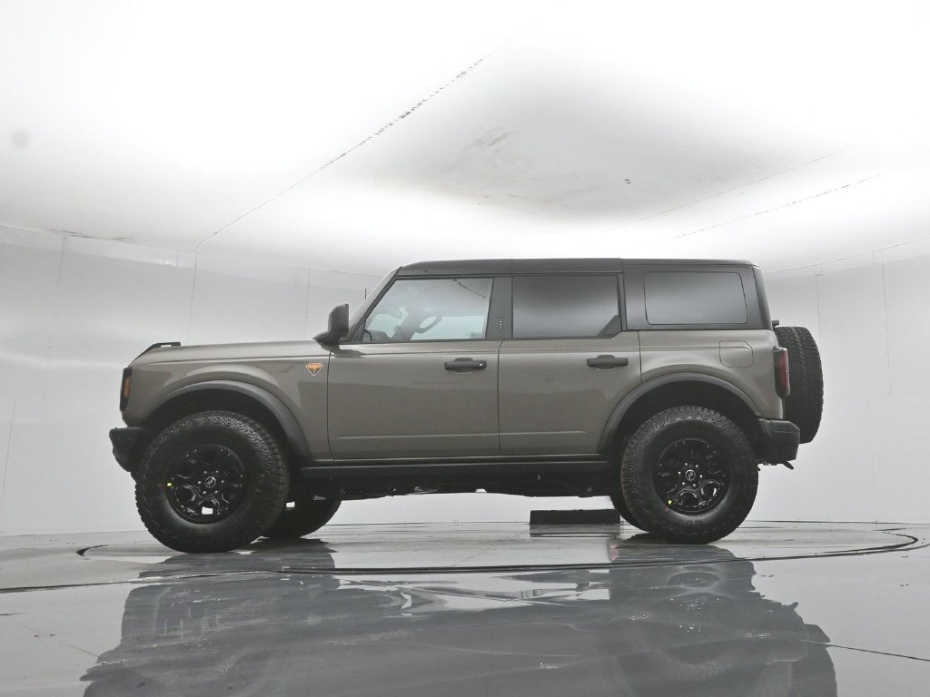 New 2026 Ford Bronco Badlands AWD/4WD image 47