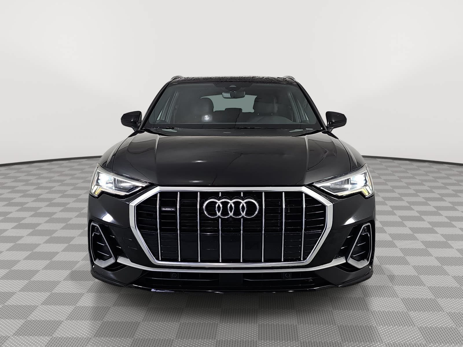 Used 2023 Audi Q3 2.0T Premium Plus AWD/4WD image 3