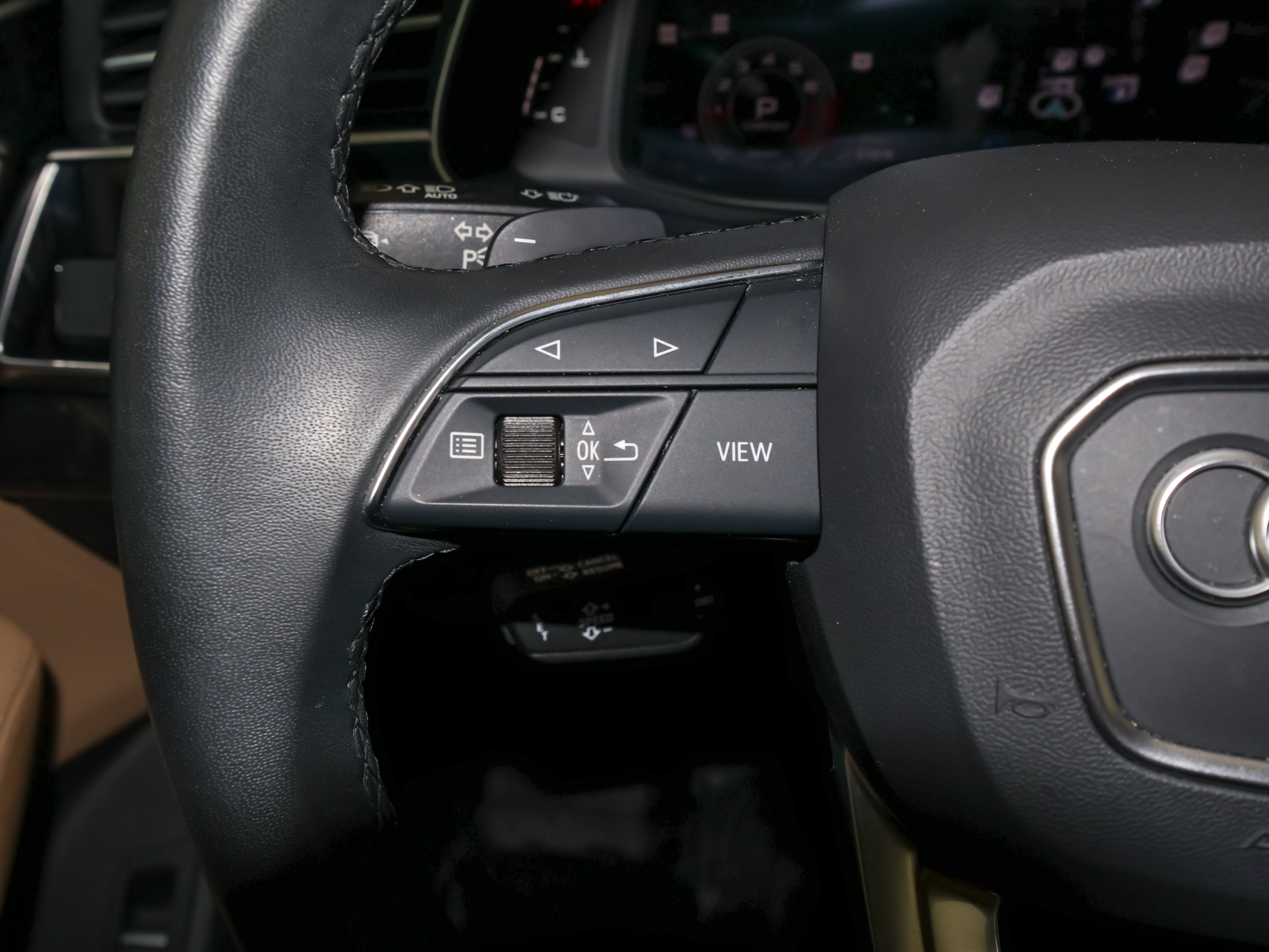 Used 2023 Audi Q7 3.0T Premium Plus w/ Premium Plus Package AWD/4WD image 37