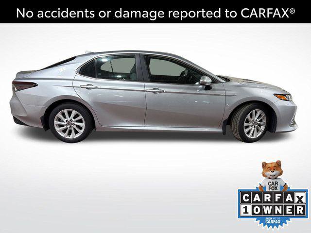 Certified 2023 Toyota Camry LE image 3
