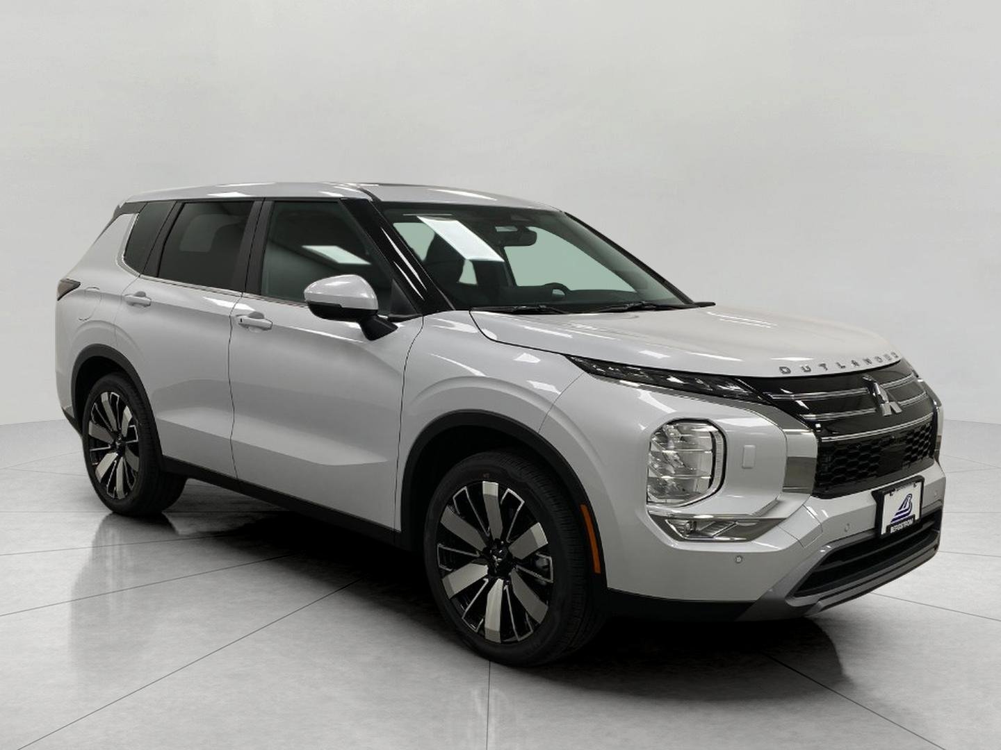 New 2026 Mitsubishi Outlander SE