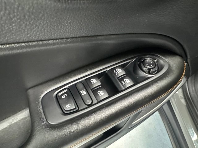 Used 2020 Jeep Compass Limited AWD/4WD image 19