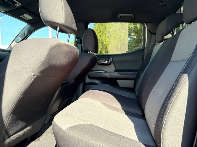 Certified 2021 Toyota Tacoma TRD Sport w/ Technology Package AWD/4WD image 17
