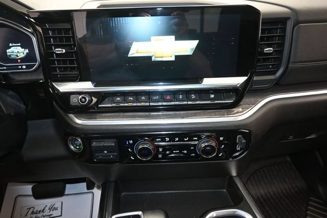 Used 2025 Chevrolet Silverado 1500 LTZ AWD/4WD image 10