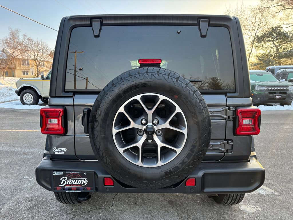 Used 2024 Jeep Wrangler Sport S image 6