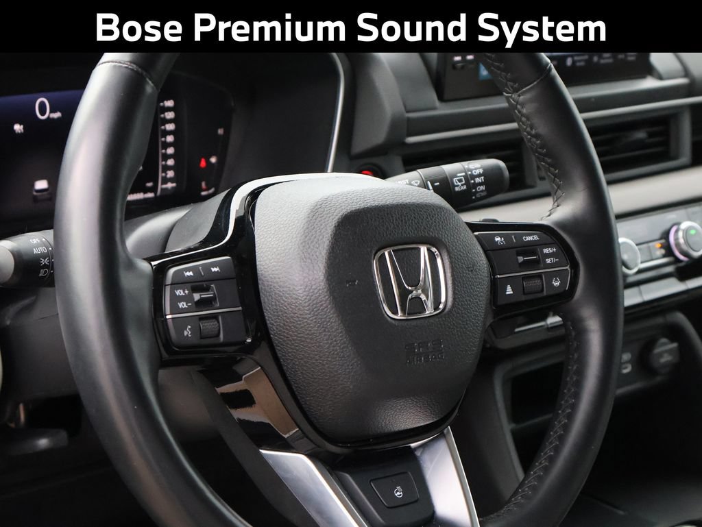 Used 2025 Honda Pilot Elite image 6