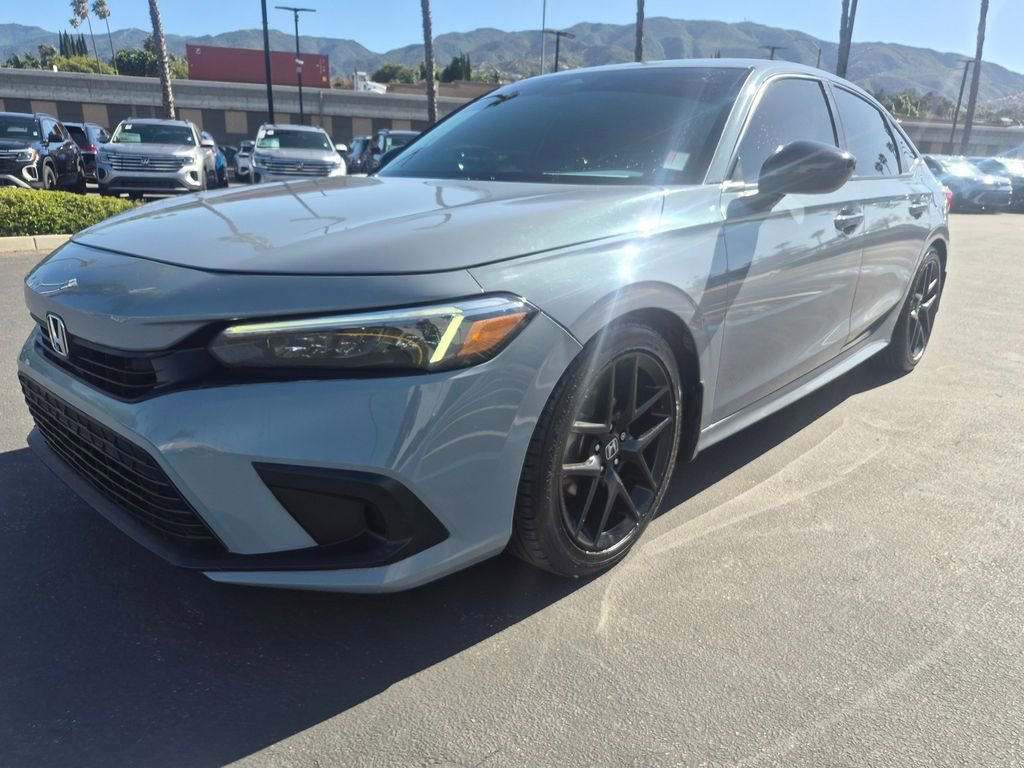 Used 2022 Honda Civic Sport image 2
