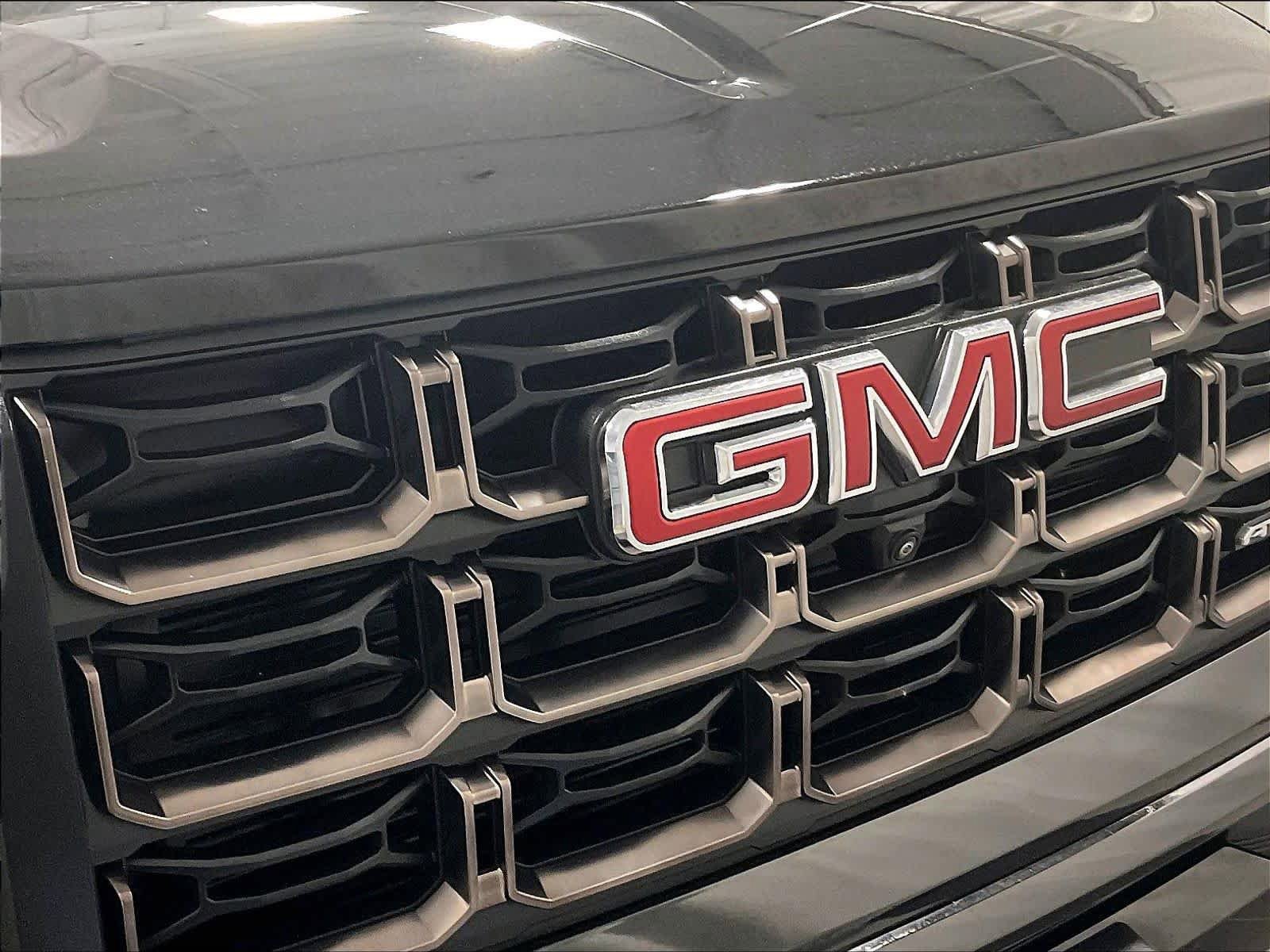 Used 2024 GMC Canyon AT4X AWD/4WD image 32